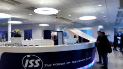 ISS fører an i fremtiden for rengøring i Danmark med robotter og bæredygtighed